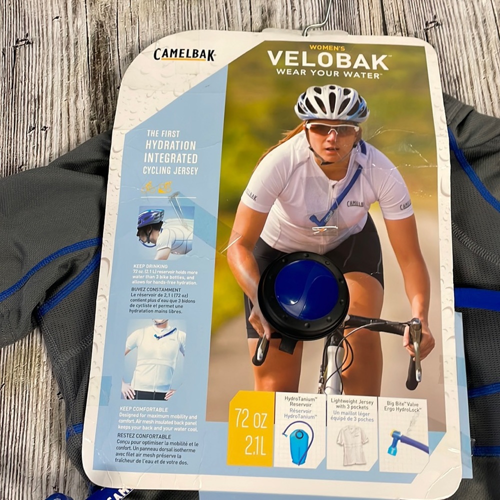 Nwt CAMELBACK Graphite Gray VELOBAK Hydration JERSEY Sm with hydro lock